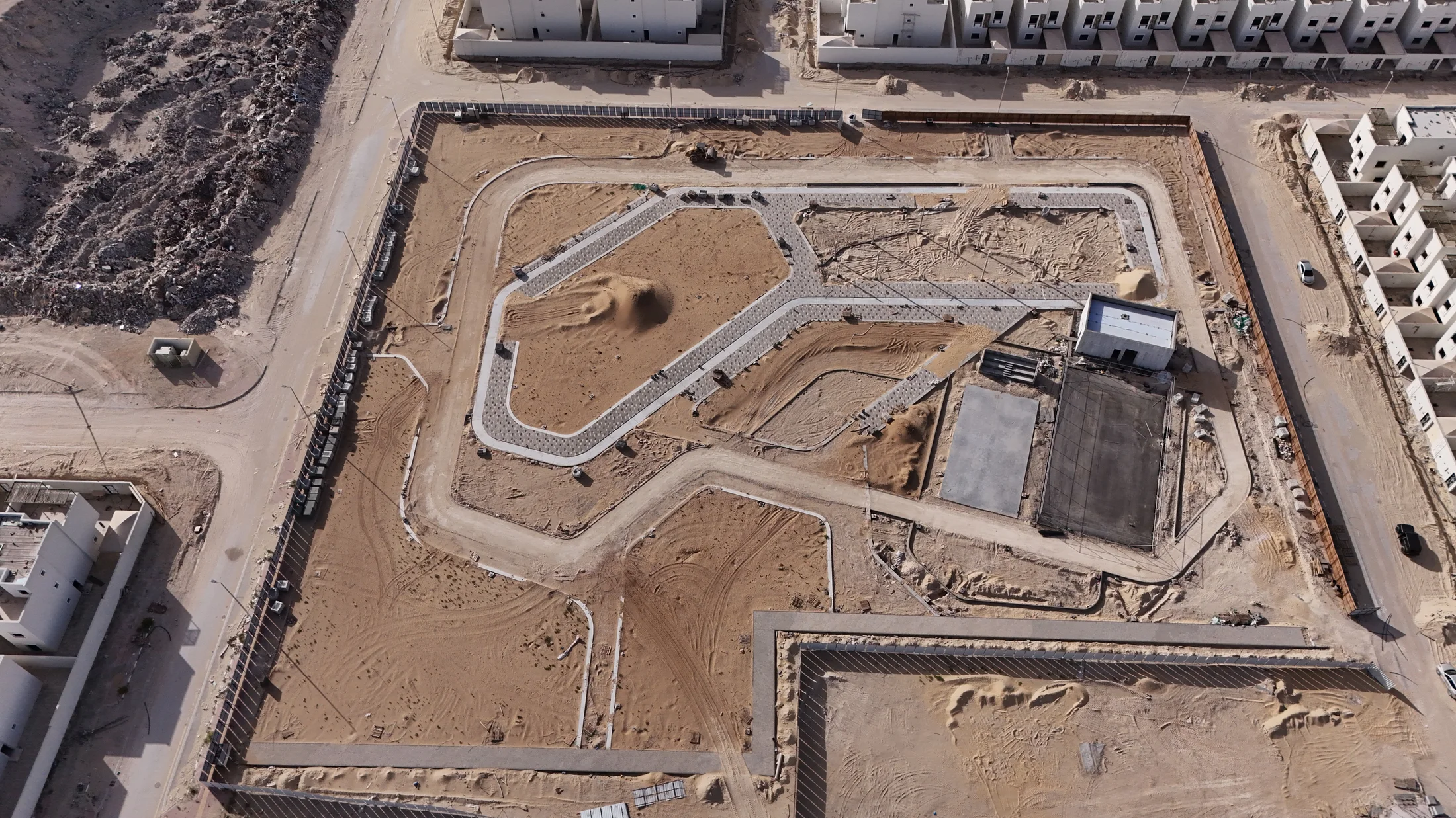 Field operations advancing the Dammam development